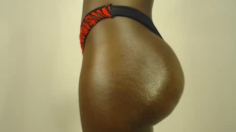 sizzly_ass online show from 06/04/26, 02:50