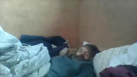 Snapshot of sji123 chatting on 01/05/25, 03:23 sji123 online show from 01/05/25, 03:23