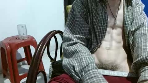 Snapshot of sk8sir chatting on 05/22/26, 07:52 sk8sir online show from 05/22/26, 07:52