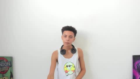 skady_coronado online show from 12/16/24, 03:00