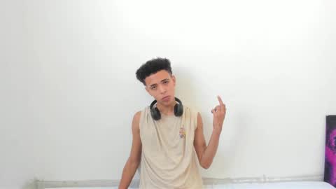 skady_coronado online show from 12/21/24, 05:40