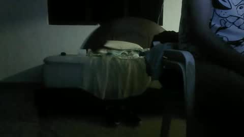 skanky_little_dolls online show from 11/25/25, 11:54