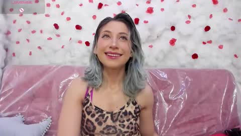 Snapshot of skarletjhonson_ chatting on 10/08/25, 06:33 Skarlet  online show from 10/08/25, 06:33