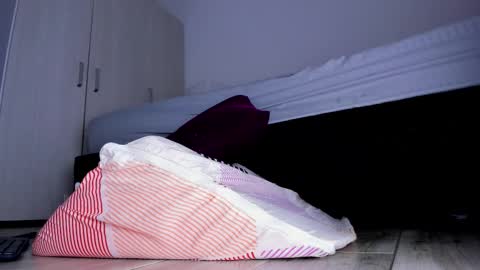 Skarlet online show from 09/13/25, 03:39