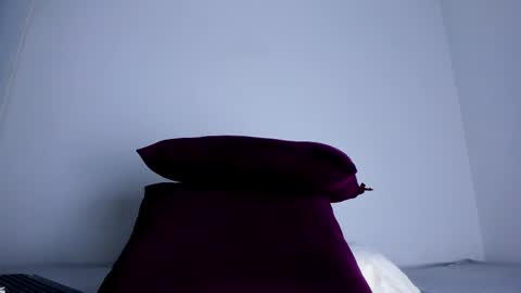 Snapshot of skarletsexy chatting on 01/19/26, 02:48 Skarlet online show from 01/19/26, 02:48