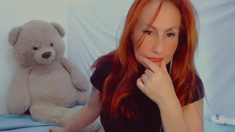 Arlett online show from 02/10/25, 01:55