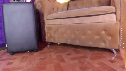 skarlettbarnes online show from 04/30/26, 11:49