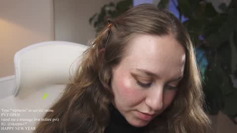 Im Scarlett  ONLINE  5pm-10pm NYC time  online show from 01/09/25, 10:09