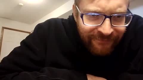 Snapshot of skeetonfeet chatting on 12/26/24, 09:22 Scotty online show from 12/26/24, 09:22