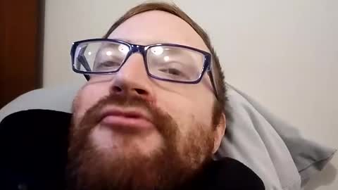 Snapshot of skeetonfeet chatting on 12/27/24, 02:36 Scotty online show from 12/27/24, 02:36