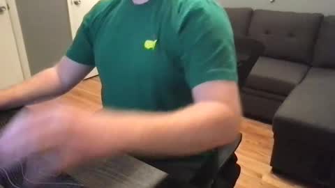 Snapshot of skilledstroker chatting on 12/08/24, 07:47 skilledstroker online show from 12/08/24, 07:47