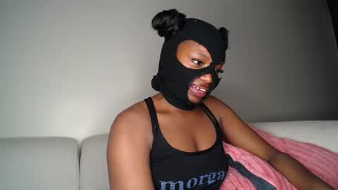 Krystal Belle online show from 03/08/25, 11:16