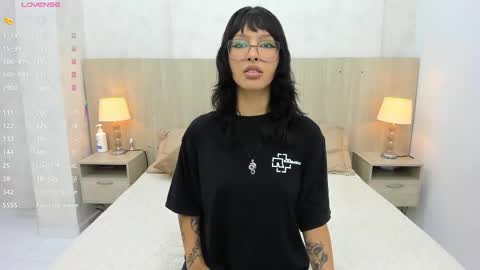 Emily Rojas online show from 09/24/25, 07:28