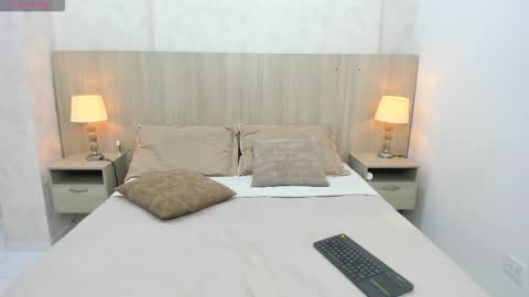 Emily Rojas online show from 01/08/26, 07:16