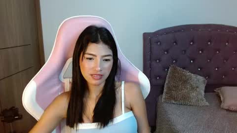 Hailey online show from 03/05/25, 05:50