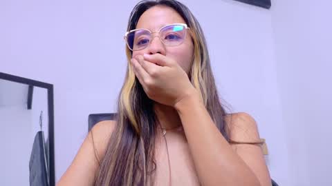 skinny_hottie18 online show from 01/25/25, 01:19