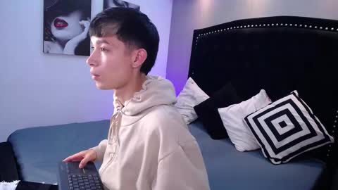 Snapshot of skinny_office chatting on 02/07/26, 12:31 David online show from 02/07/26, 12:31