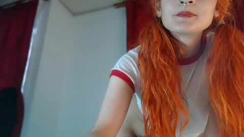 Snapshot of skinny_raven chatting on 04/21/26, 10:34 Marion online show from 04/21/26, 10:34