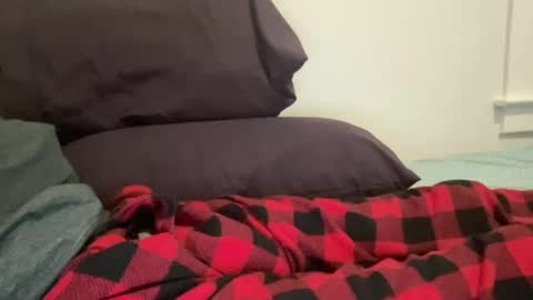 skinnyandweird online show from 10/05/25, 09:24