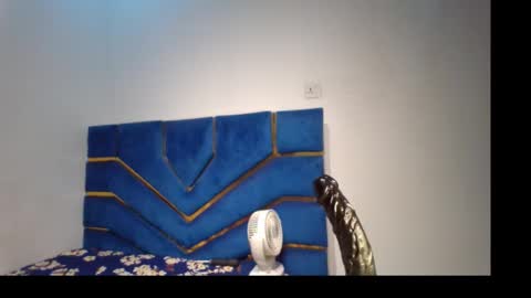 skinnyasssexyboobs online show from 02/01/26, 07:23