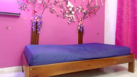 barbi online show from 03/15/26, 12:05