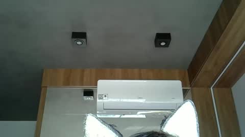 skinnykittencam online show from 09/27/25, 05:40