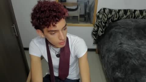 skinnypipe15 online show from 10/22/25, 03:18