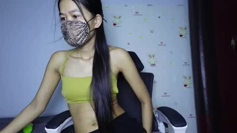 Snapshot of skinnythai4u chatting on 05/23/26, 01:48 skinnythai4u online show from 05/23/26, 01:48
