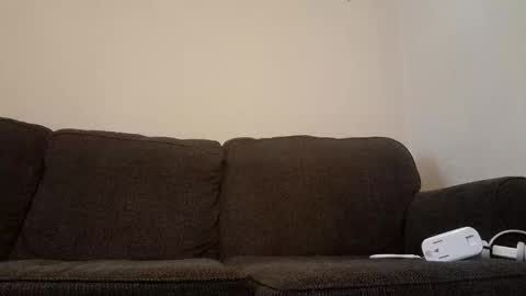 skip1975 online show from 01/11/25, 08:33