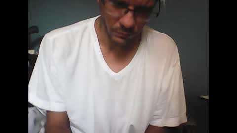 Easy-E online show from 10/05/25, 05:22