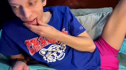 Skittles online show from 03/11/25, 11:23