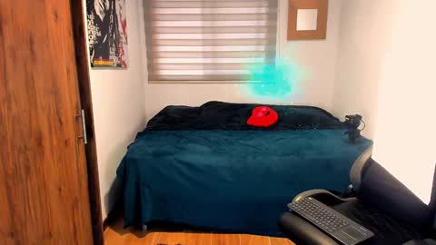 Snapshot of skull_prospect chatting on 02/05/25, 03:20 Liam Vokov online show from 02/05/25, 03:20