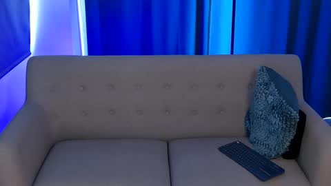 Snapshot of skull_prospect chatting on 10/04/25, 04:38 Liam Vokov online show from 10/04/25, 04:38