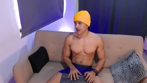 Liam Vokov online show from 03/17/26, 01:25