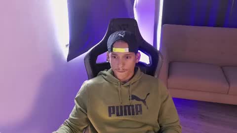 Liam Vokov online show from 06/13/26, 04:05