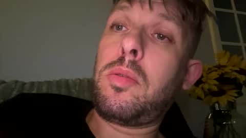 skuzzy25 online show from 10/31/25, 07:09