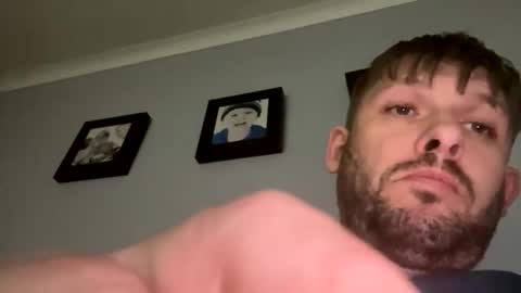 skuzzy25 online show from 11/06/25, 07:53