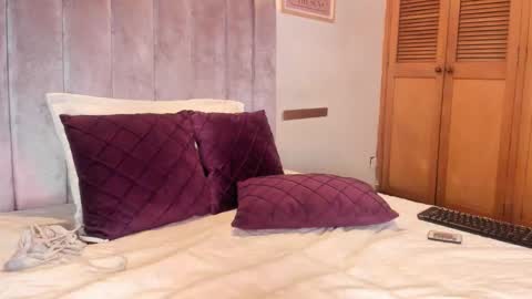 Sky Caroline online show from 03/09/26, 09:41