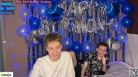 sky_hunter online show from 12/17/25, 04:46