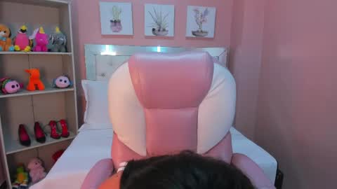 S O F I  online show from 04/19/26, 06:10