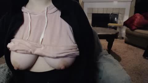 SKYLE   online show from 12/02/25, 12:49