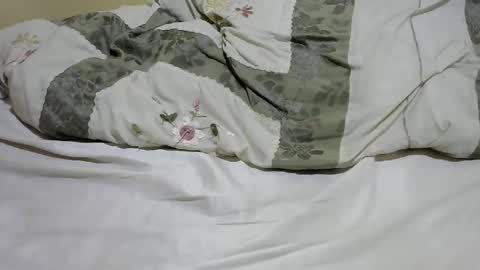 skylar2544 online show from 10/31/25, 06:31