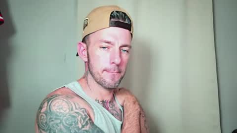 Snapshot of skylarrgrey chatting on 07/14/26, 09:14 SkylarGrey online show from 07/14/26, 09:14