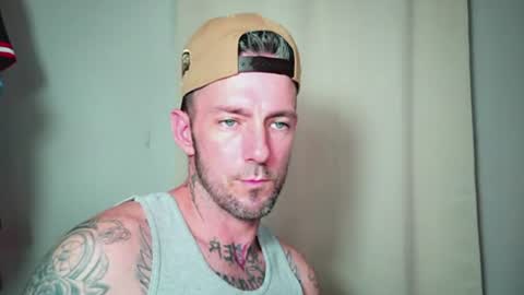 Snapshot of skylarrgrey chatting on 07/14/26, 11:27 SkylarGrey online show from 07/14/26, 11:27