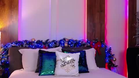 SkylarSpark online show from 12/20/25, 08:16