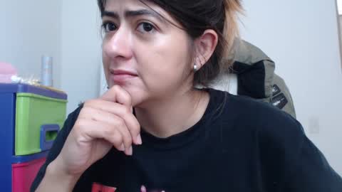 Skyler online show from 02/08/25, 05:29