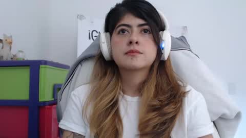 Skyler online show from 03/10/25, 09:07