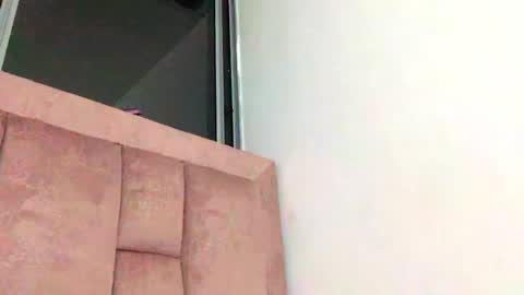 Skyler online show from 09/12/25, 01:49