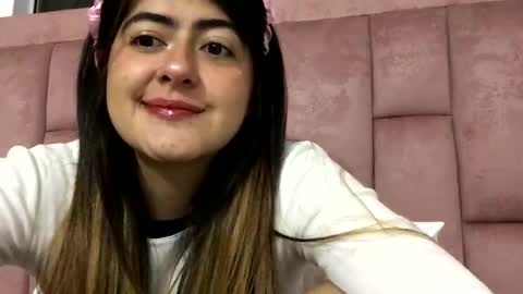 Skyler online show from 10/28/25, 02:59