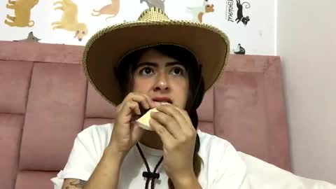 Skyler online show from 12/21/25, 09:55